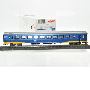 Märklin 42641 Schnellzugwagen 1.Kl. der NS, (66904)