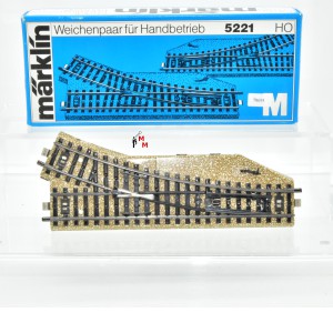 Märklin 5221.001 M- Handweiche rechts, (78784)